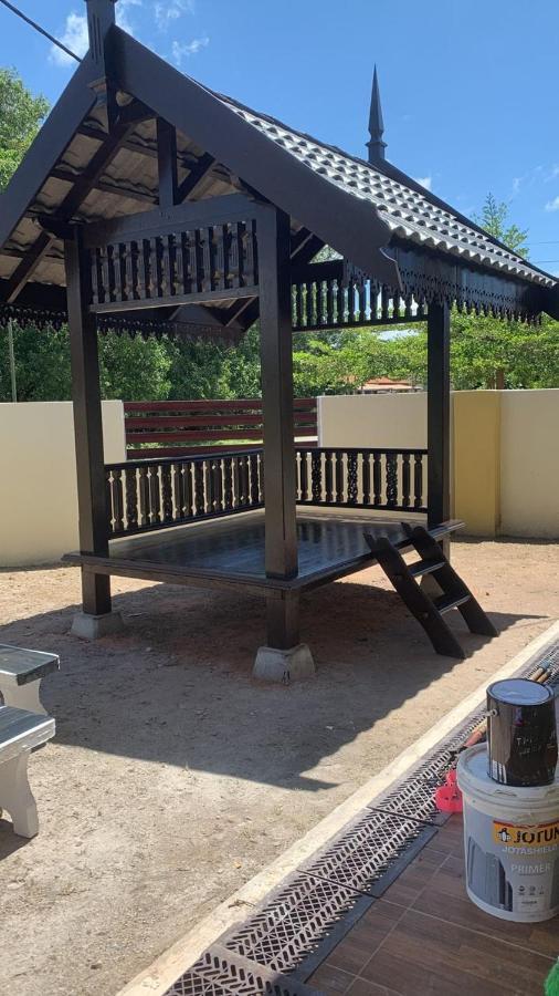 Munirah Homestay Dungun Exterior foto